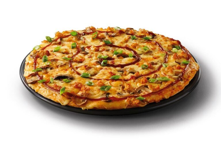 BBQ Chicken…S‑R31.90 • M‑R59.90 • L‑R94.90